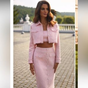 NEW WITH TAGS ALAMOUR THE LABEL SET! Never been worn - still has tags!